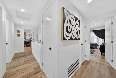 Tiny photo for 5 Cypress Way, Rolling Hills Estates, CA 90274 (MLS # SB25252706)