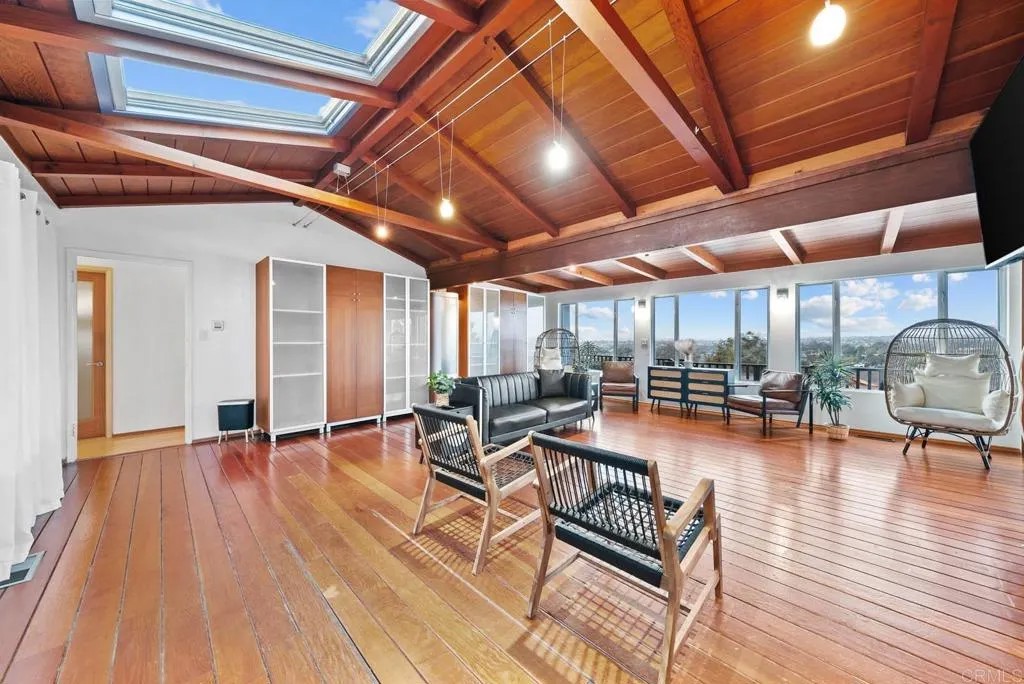 4322 Vista Coronado Drive