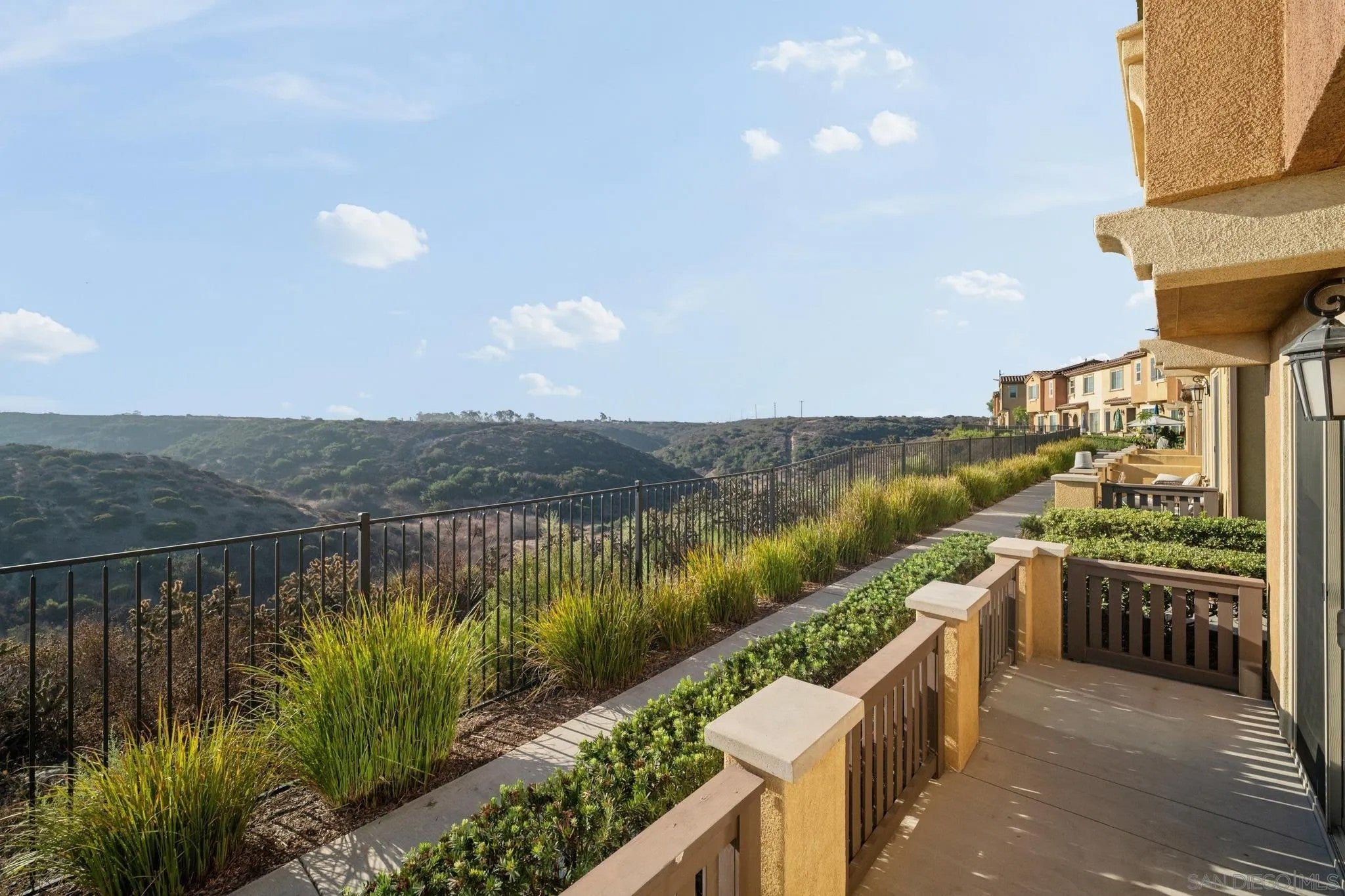 1755 Saltaire Place 37