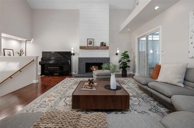 24762 Glenwood Drive