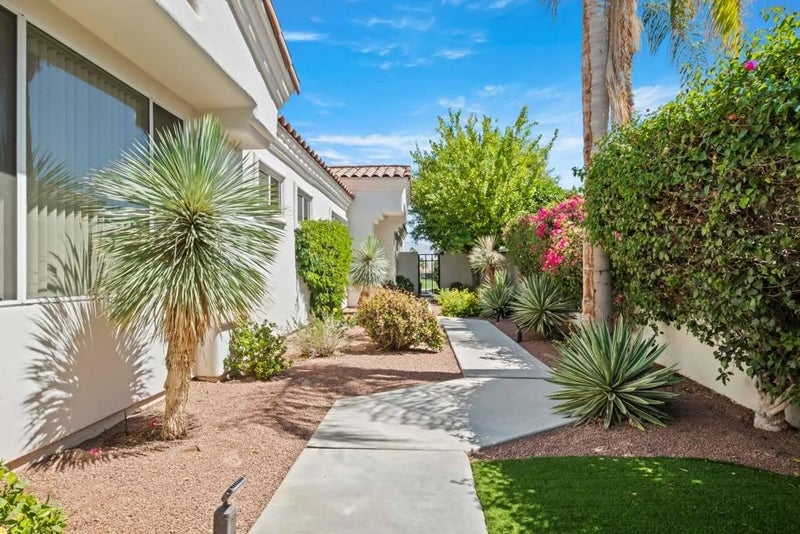 260 Tomahawk Drive