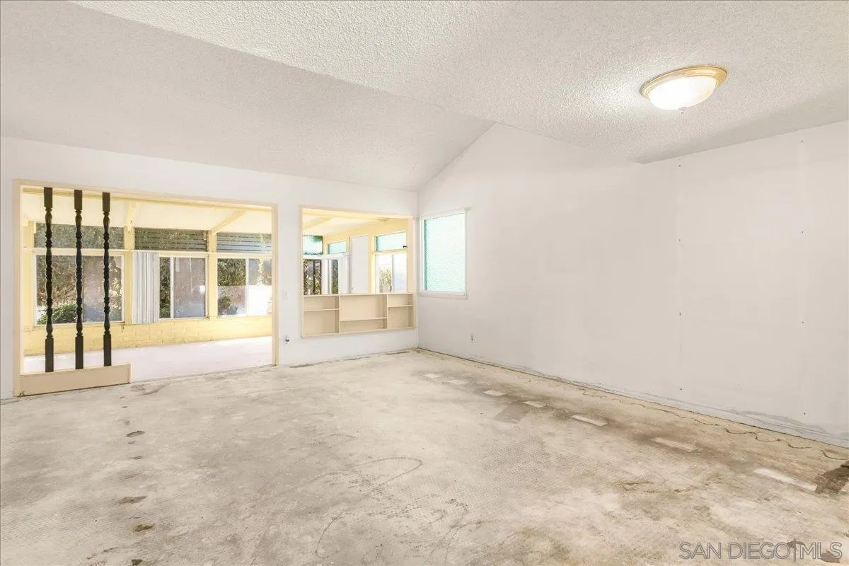 3760 S Vista Campana 75