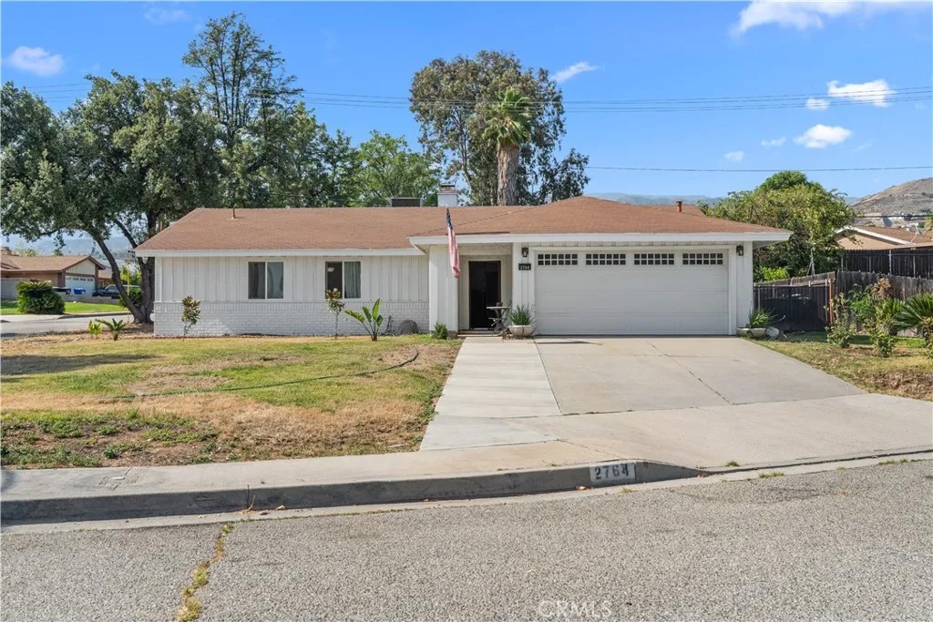 2764 Mirada Road