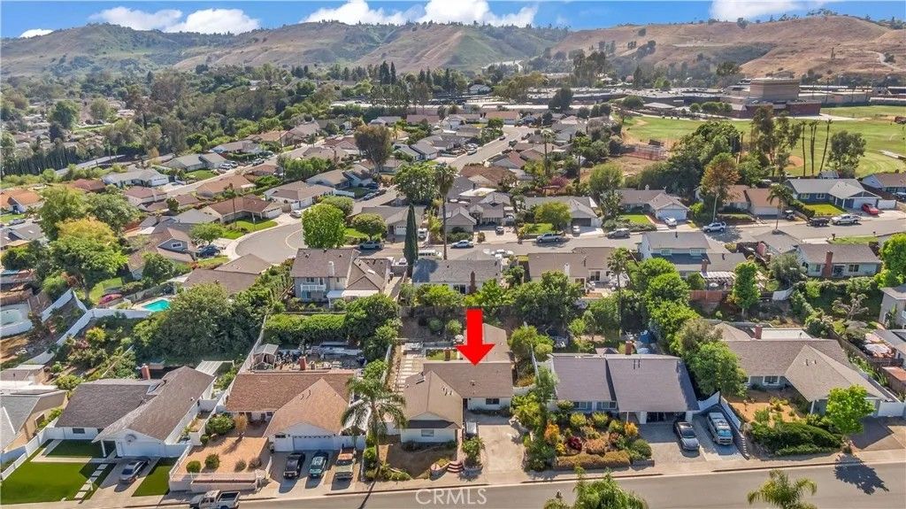 Photo of 28935 De La Luna Dr, Mission Viejo, CA 92692 (MLS # OC26088358)