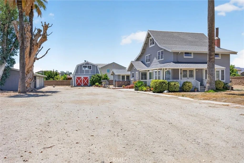 Photo of 1424 De Anza DR, San Jacinto, CA 92582 (MLS # SW26172225)