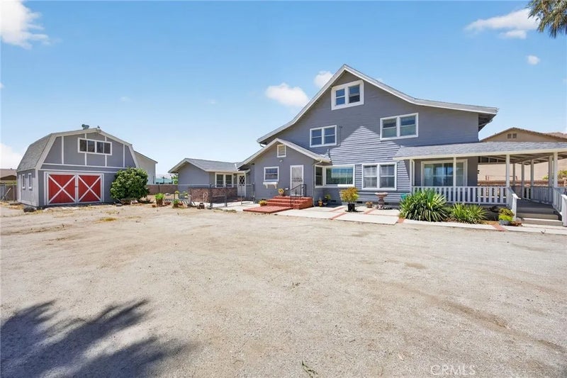 1424 De Anza