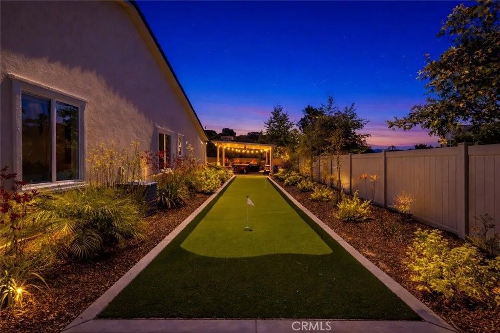 Photo of 1509 Manzanita Holw, Vista, CA 92084 (MLS # SW26082713)