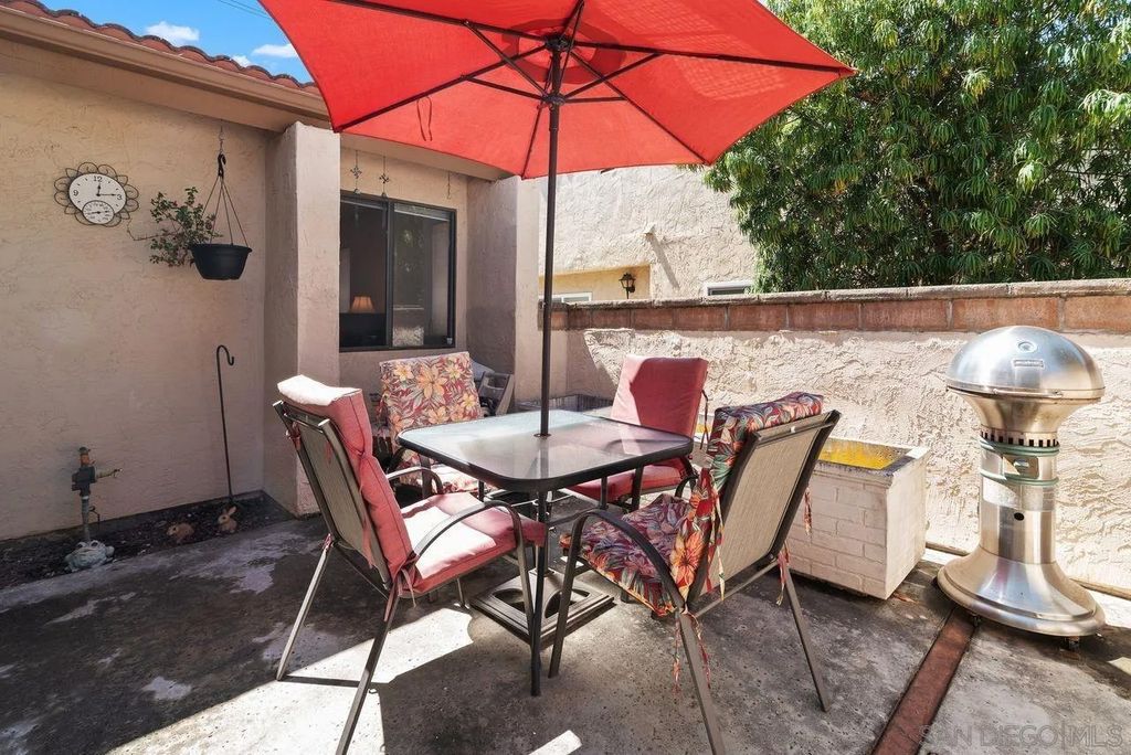 Photo of 1261 Granada Way, San Marcos, CA 92078 (MLS # 250039143)