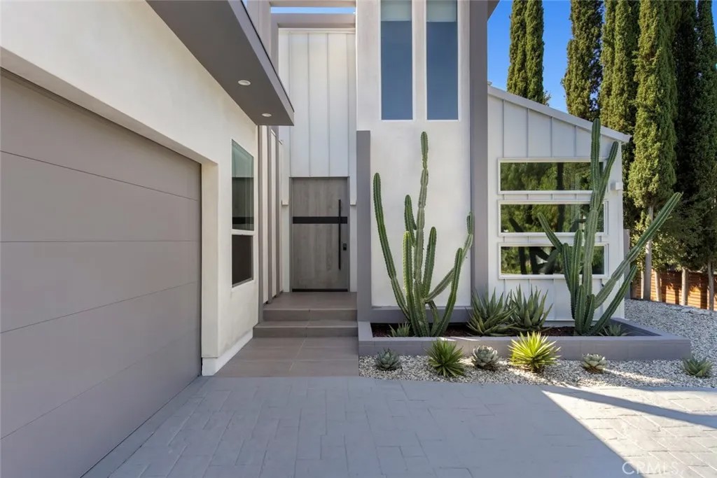 4731 Topanga Canyon Boulevard