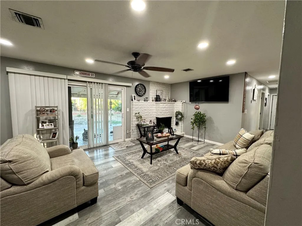 7065 Buchanan