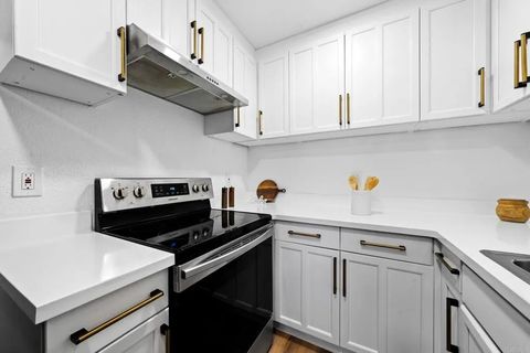 Tiny photo for 6735 Amherst Street #1E, San Diego, CA 92115 (MLS # PTP2507446)