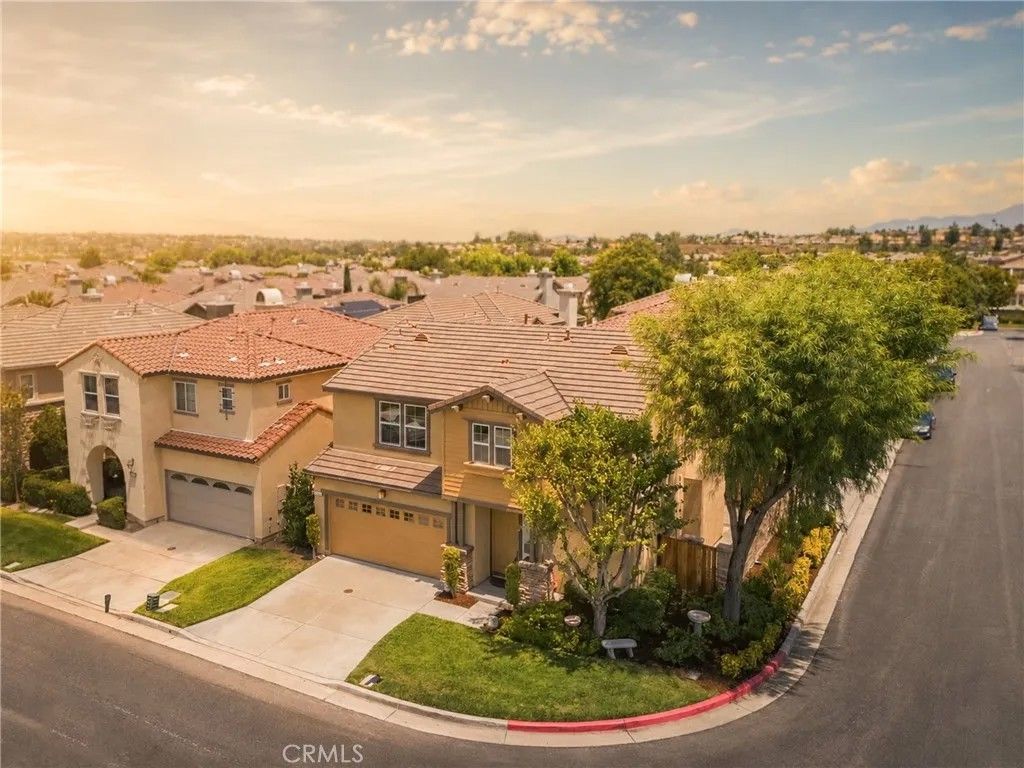 Photo of 31598 Six Rivers Court, Temecula, CA 92592 (MLS # SW26099015)