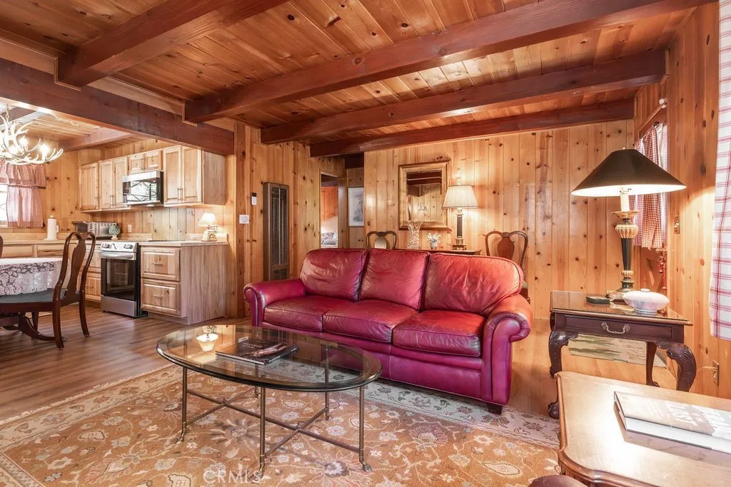 336 E Mojave