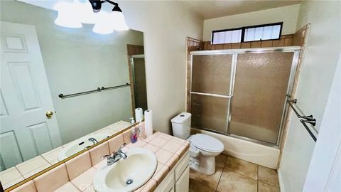 Tiny photo for 11911 Kiowa Road, Apple Valley, CA 92308 (MLS # HD26022707)