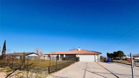 Tiny photo for 11911 Kiowa Road, Apple Valley, CA 92308 (MLS # HD26022707)