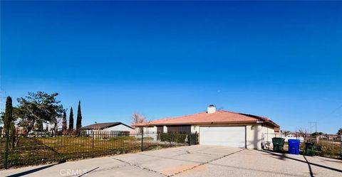 Tiny photo for 11911 Kiowa Road, Apple Valley, CA 92308 (MLS # HD26022707)