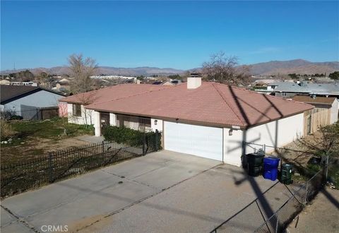 Tiny photo for 11911 Kiowa Road, Apple Valley, CA 92308 (MLS # HD26022707)