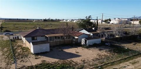 Tiny photo for 11911 Kiowa Road, Apple Valley, CA 92308 (MLS # HD26022707)