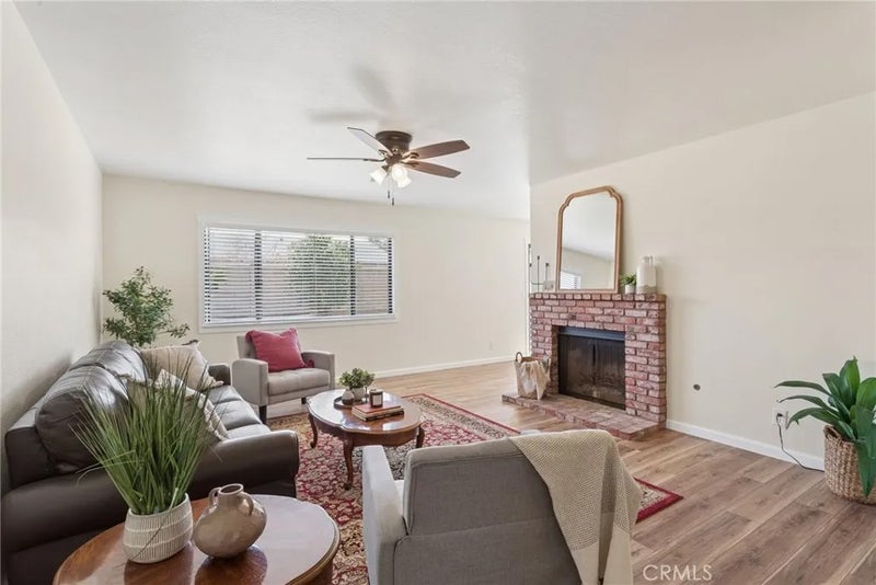 1204 N D