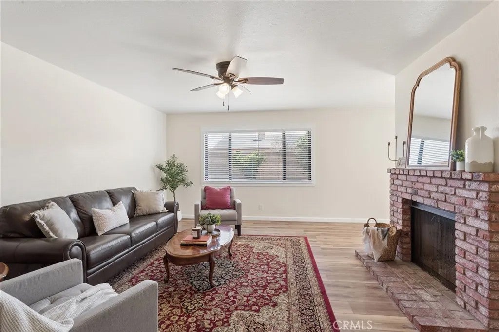 1204 N D