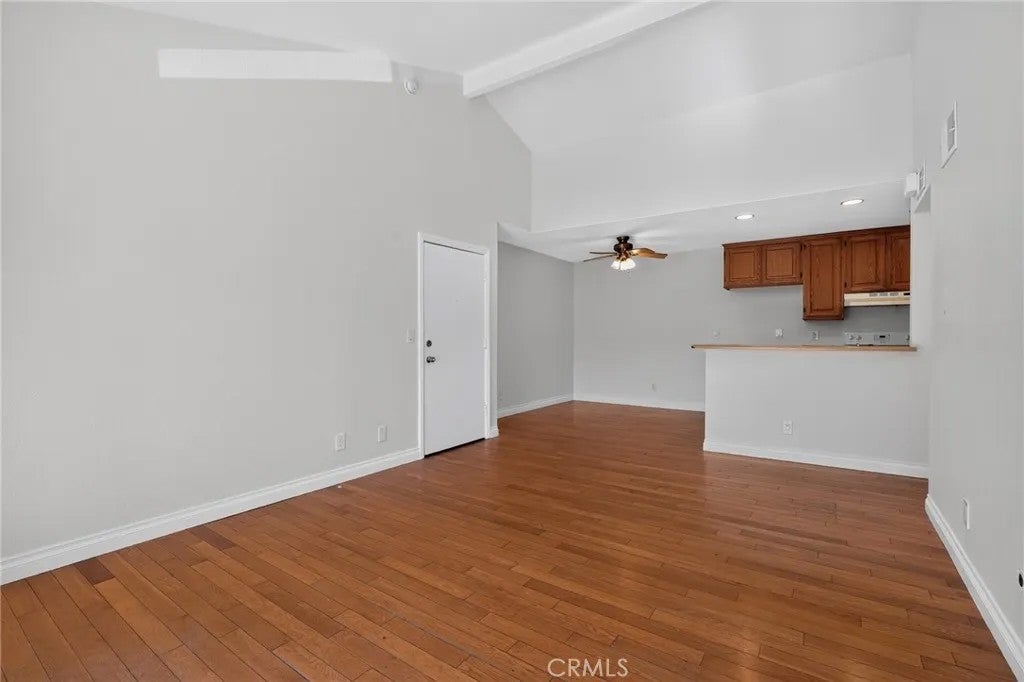 8801 Independence 19