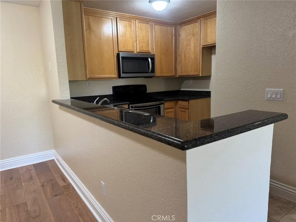 2325 Del Mar Way #106