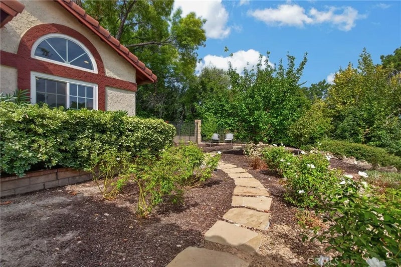22358 Claibourne