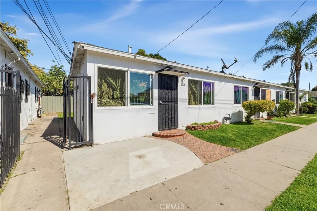 920 S Willowbrook