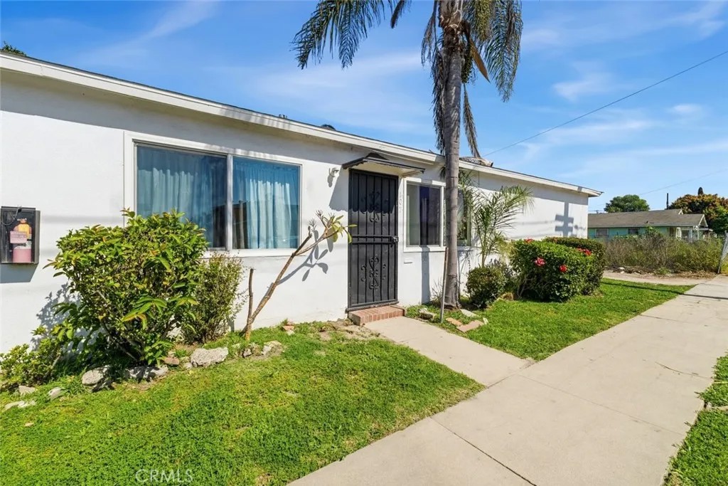 920 S Willowbrook
