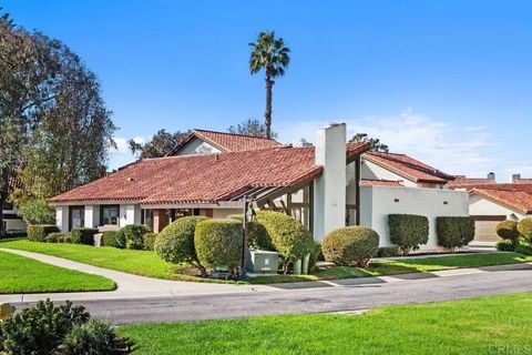 Photo of 723 Camino Santa Barbara, Solana Beach, CA 92075 (MLS # NDP2600290)
