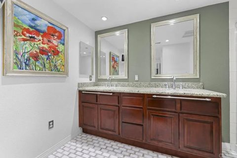 Tiny photo for 301 W G St, San Diego, CA 92101 (MLS # PTP2509031)