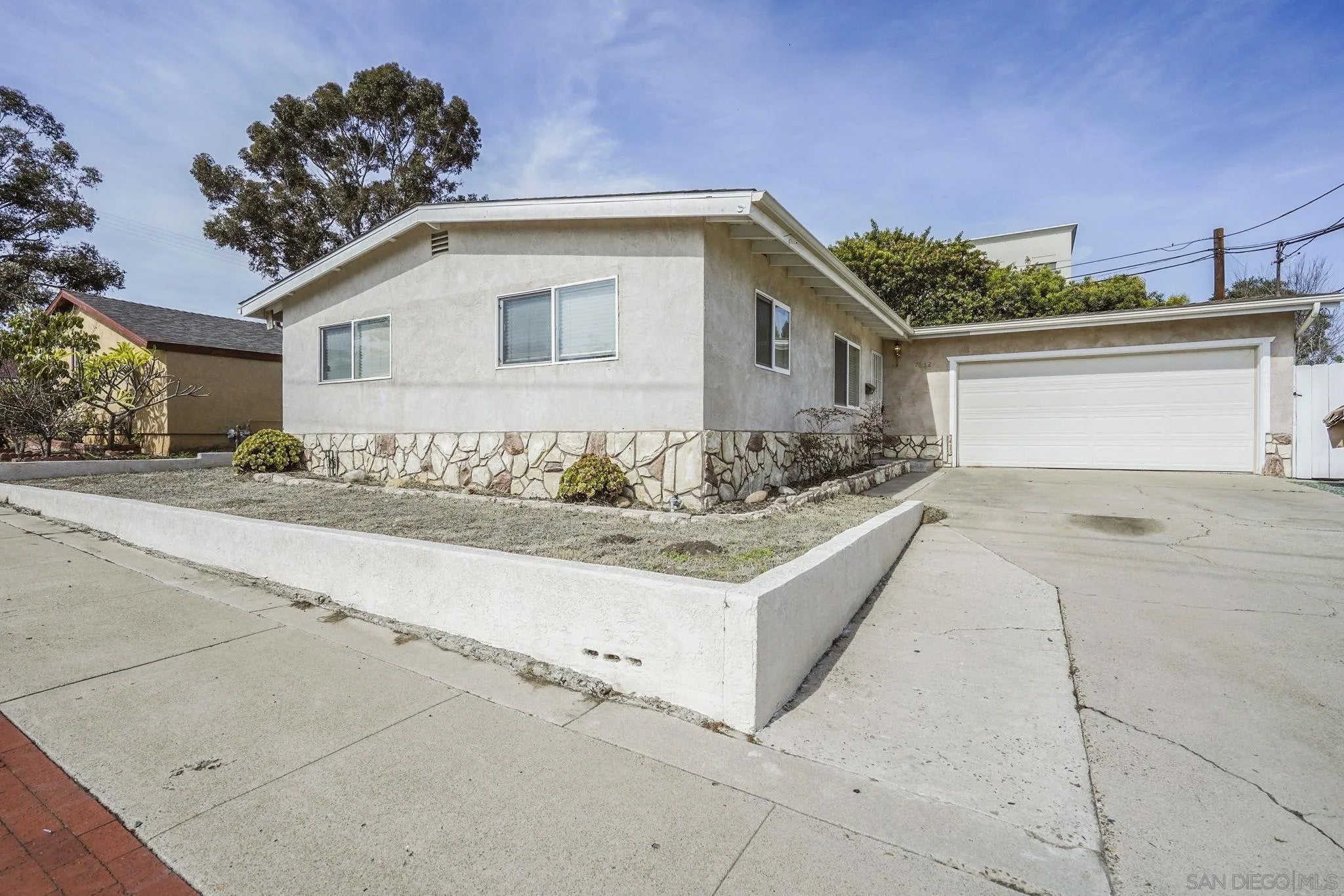 7682 Mocking Bird Dr