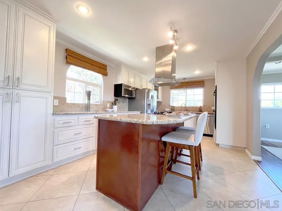 4275 Crestview Drive