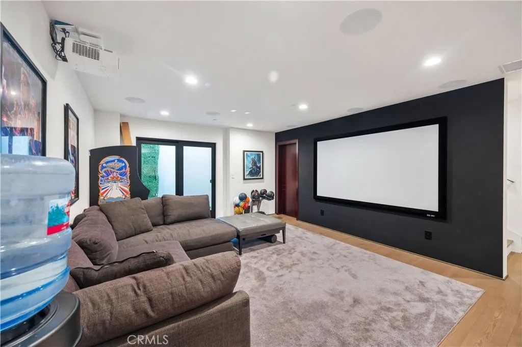 Photo of 332 Avenue E, Redondo Beach, CA 90277 (MLS # SB26008796)