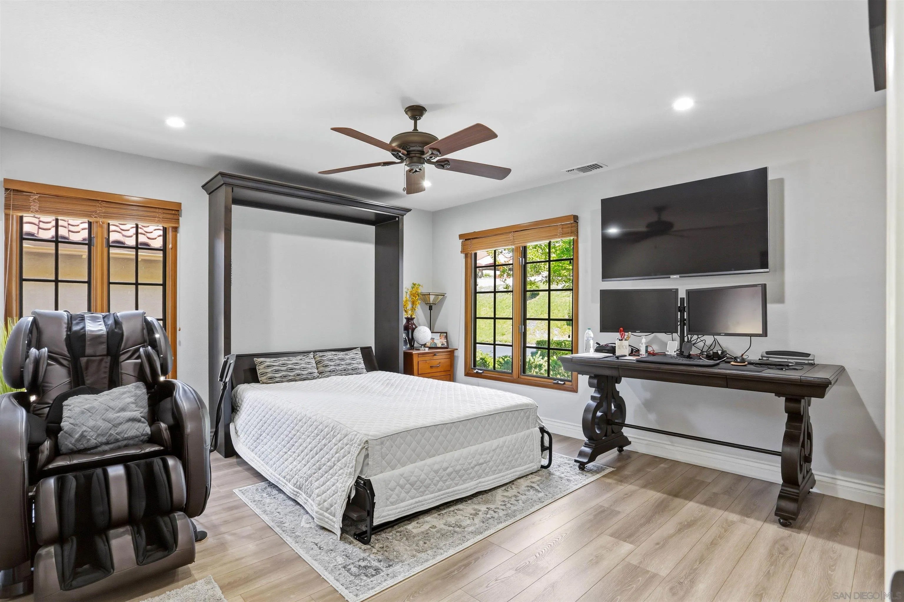 17748 Caminito Balata, San Diego, CA, 92128, USA, 2 Bedrooms Bedrooms, ,2 BathroomsBathrooms,Residential,Active,17748 Caminito Balata,260012530