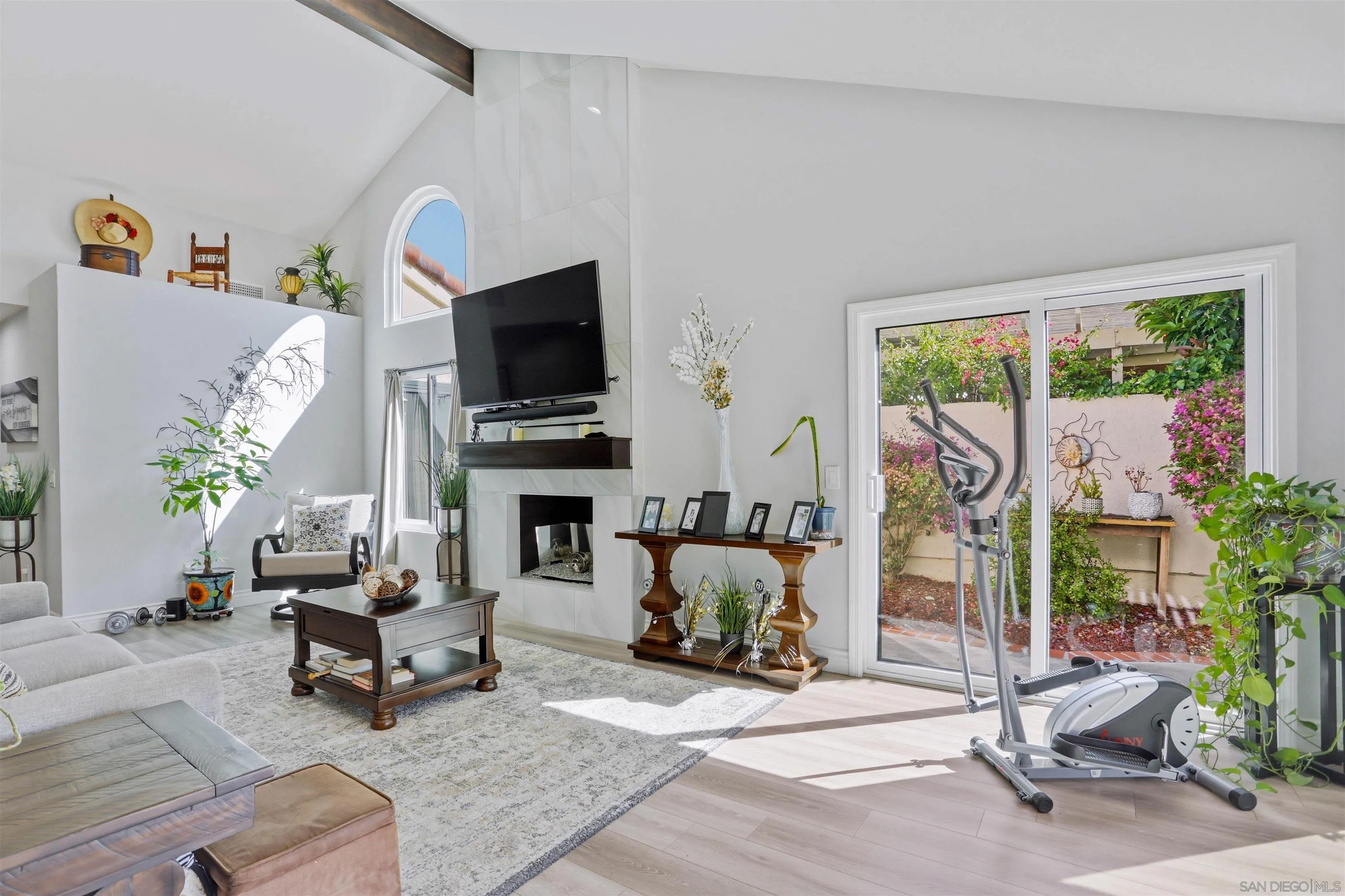 17748 Caminito Balata, San Diego, CA, 92128, USA, 2 Bedrooms Bedrooms, ,2 BathroomsBathrooms,Residential,Active,17748 Caminito Balata,260012530