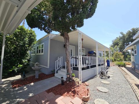 1120 PEPPER 151 El Cajon CA 92021