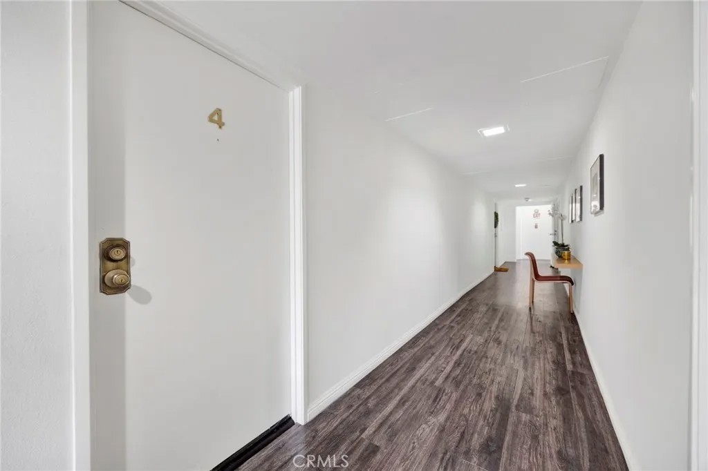 17303 Chatsworth Street 4