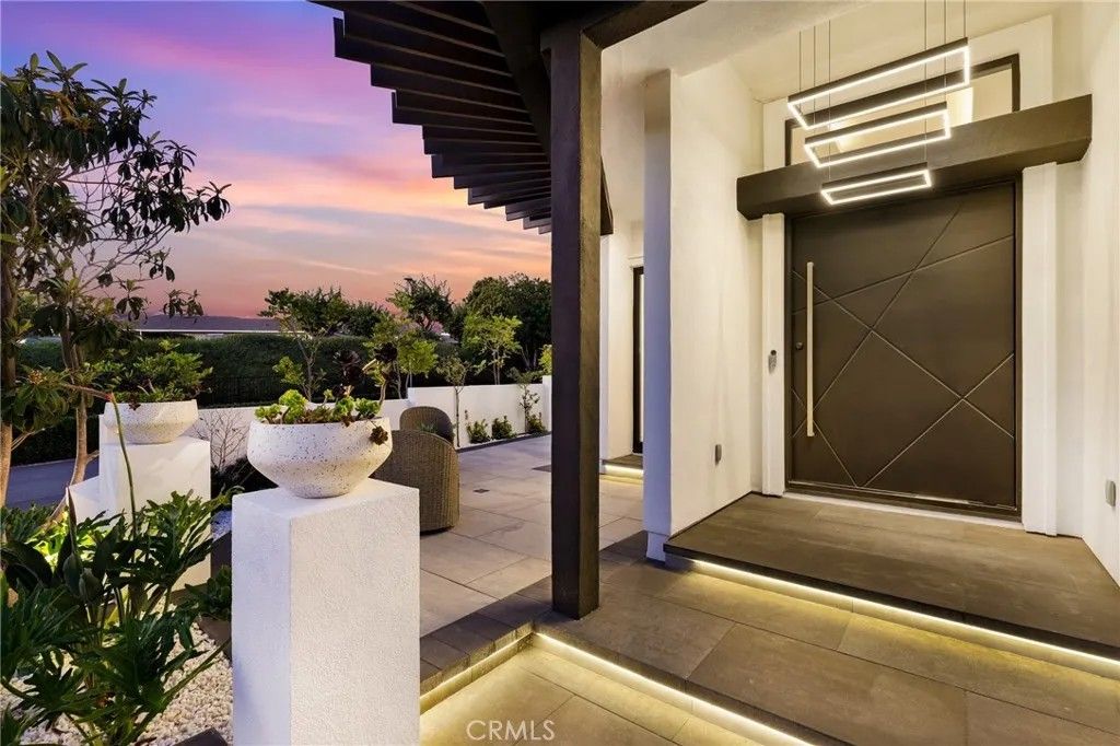 Photo of 35242 Vista De Todo, Dana Point, CA 92624 (MLS # OC26057595)