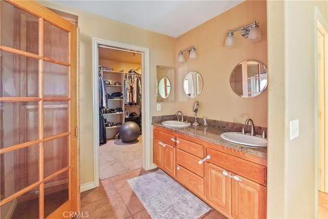 Tiny photo for 23053 Roundup Way, Apple Valley, CA 92308 (MLS # HD25275524)