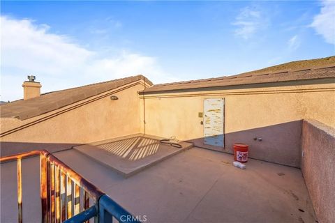 Tiny photo for 23053 Roundup Way, Apple Valley, CA 92308 (MLS # HD25275524)