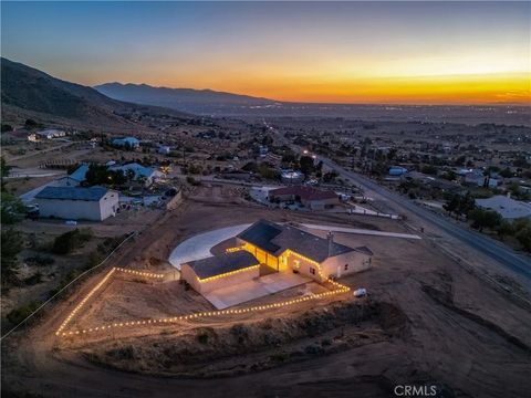 Tiny photo for 23053 Roundup Way, Apple Valley, CA 92308 (MLS # HD25275524)