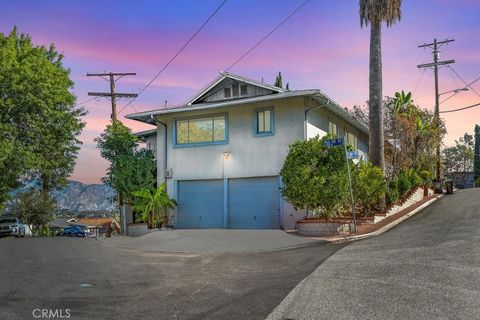 Photo of 4715 Frieda Drive, Los Angeles, CA 90065 (MLS # SR25273741)