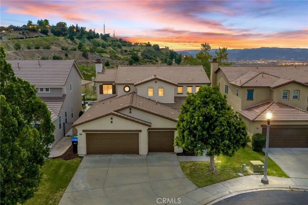 Photo of 26748 Lemon Grass Way, Murrieta, CA 92562 (MLS # SW26060116)