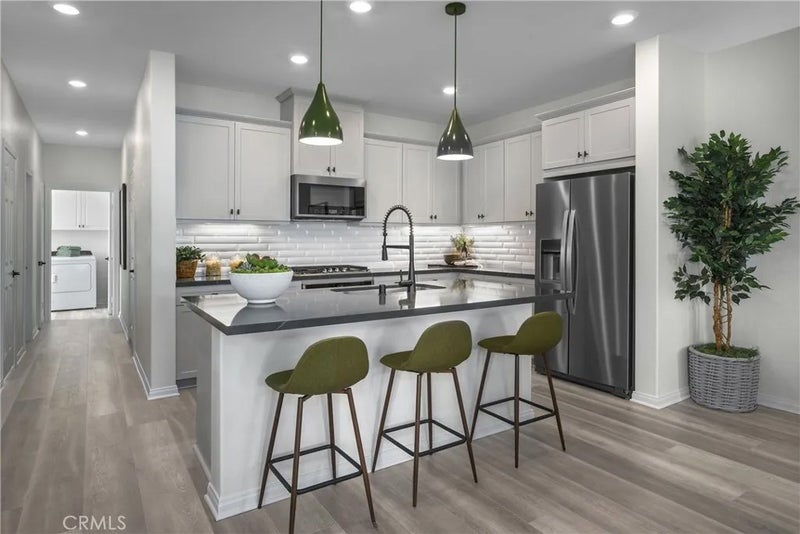 4291 S Hermosa Paseo