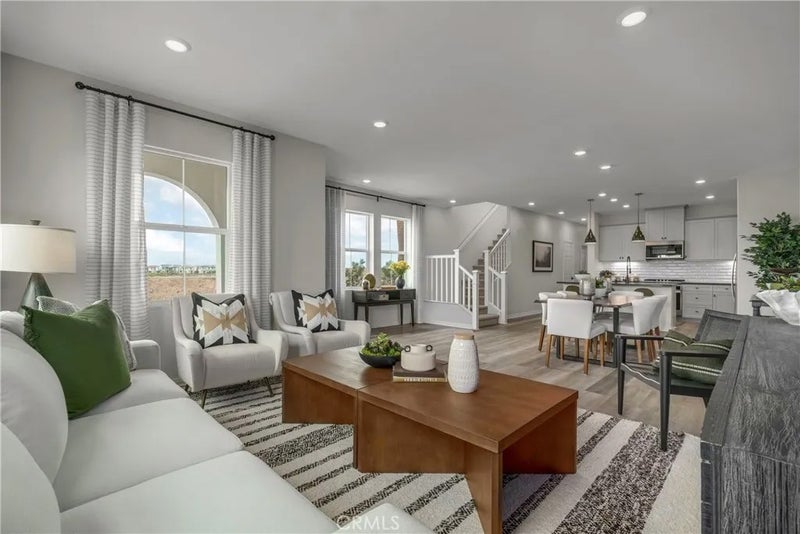 4291 S Hermosa Paseo