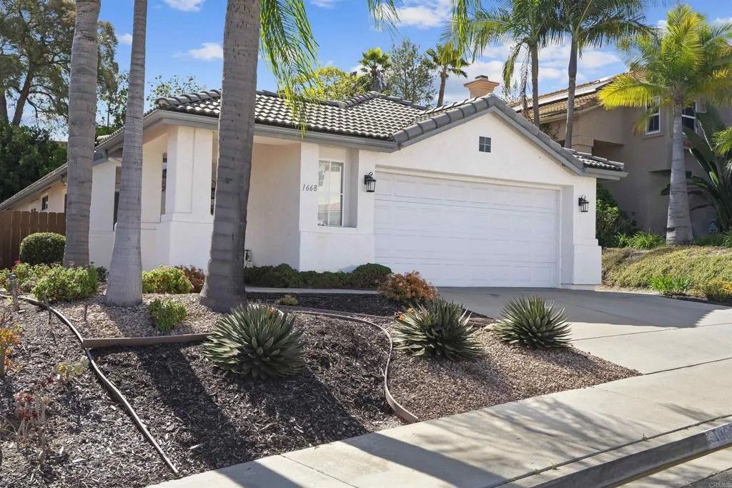 Photo of 1668 Avenida Guillermo, Oceanside, CA 92056 (MLS # NDP2603270)