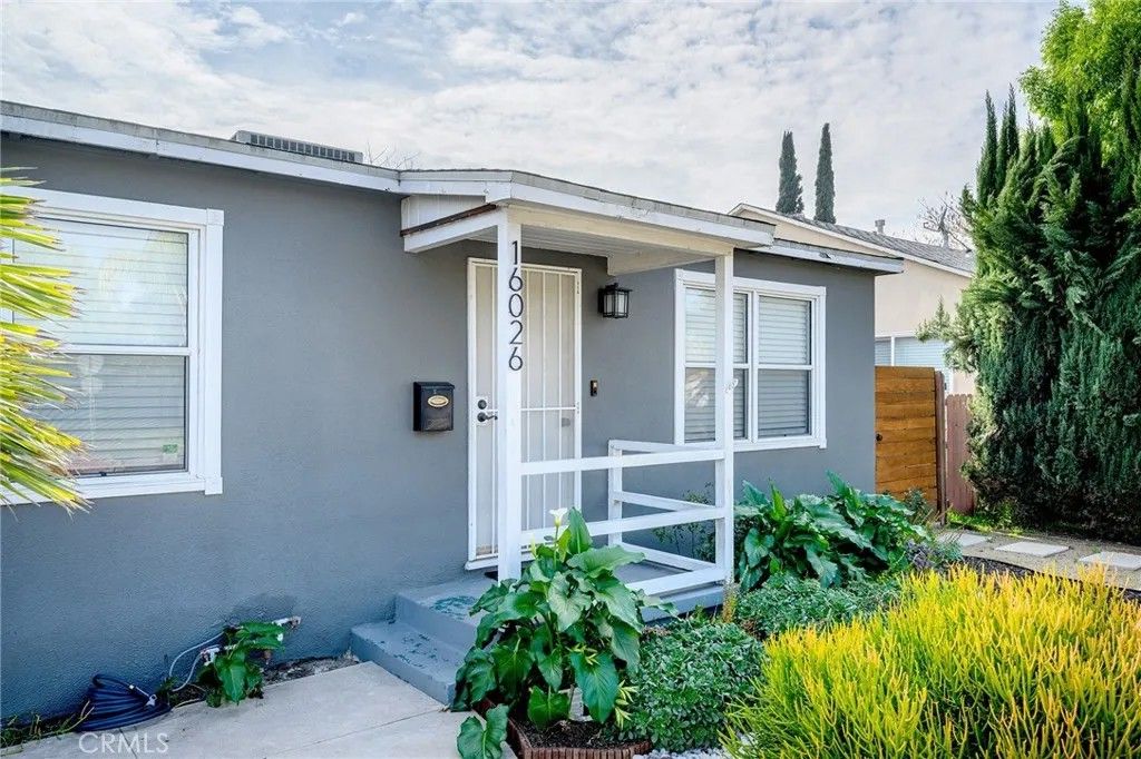 Photo of 16026 Valerio, Van Nuys, CA 91406 (MLS # GD26017794)