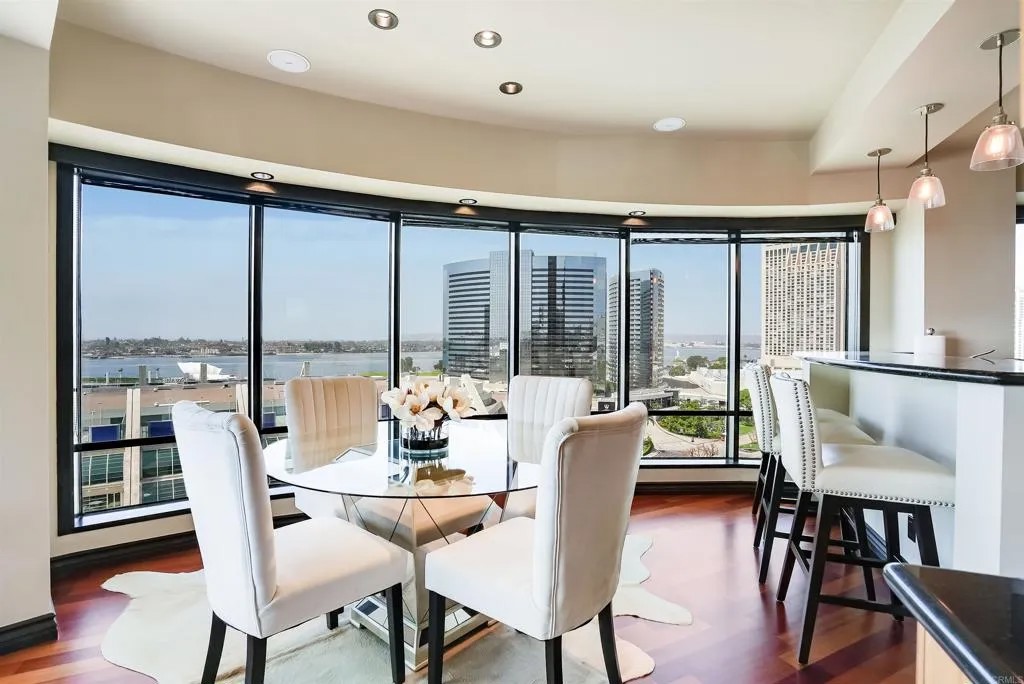 200 Harbor Drive 1502