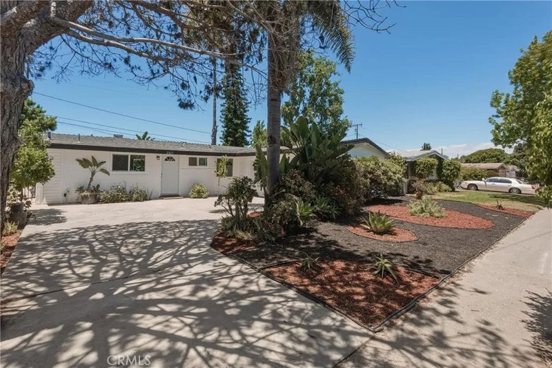 2107 Pomona